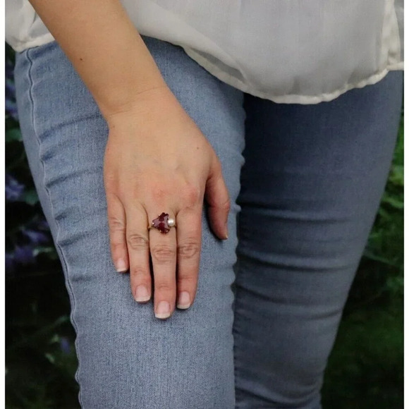 10k Yellow Gold Lab Created Ruby & Freshwater Pearl Ring Size 7 1/4 - Picture 4 of 7